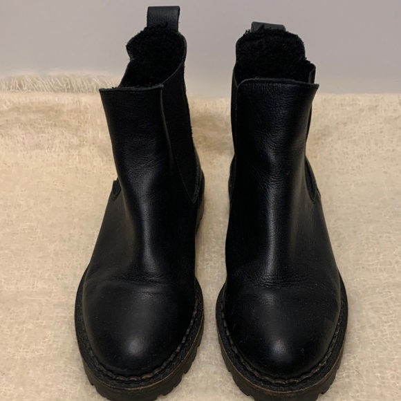 Women's Black Leather Ankle Booties - Classic Chelsea Style - Picture 2 of 5
